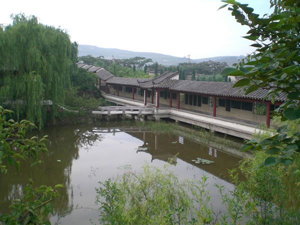百梅图石刻长廊